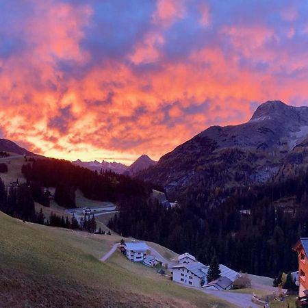 Appartamento Haus Sonnenschein Warth  Esterno foto